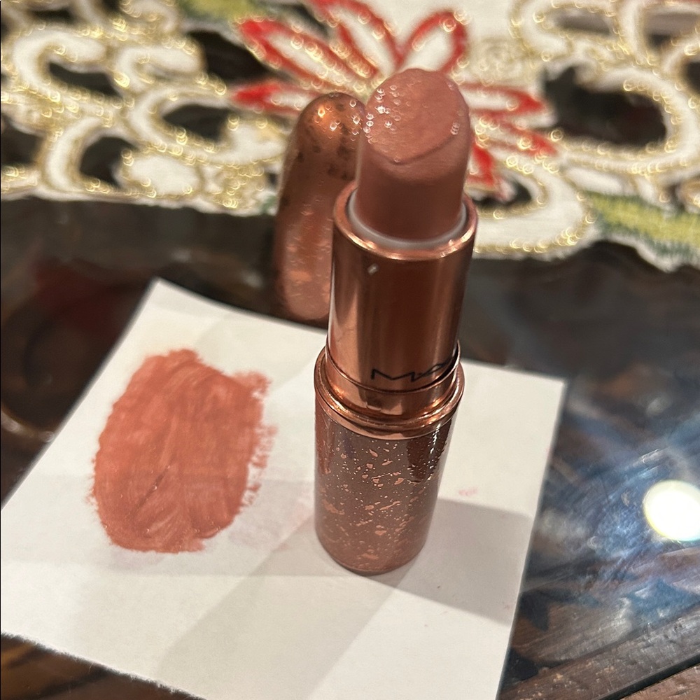 MAC Cosmetics A LA Plage limited edition Lipstick